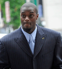 Plaxico To Work With Anti-Violence Programs