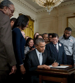 President Obama Signs Minimum Wage Executive Order