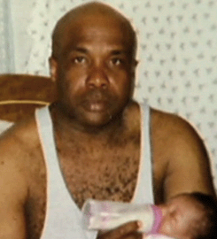 Man Dies Defending Daughter From Accoster