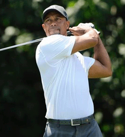 Tiger Struggles Down The Stretch At Quicken Loans National