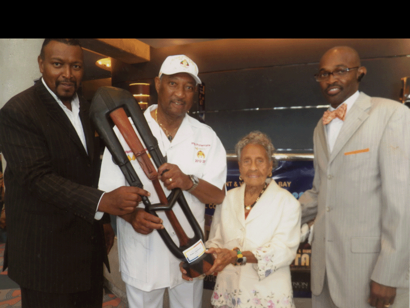 27,000 SHRINERS AND AUXILIARIES INVADE TAMPA