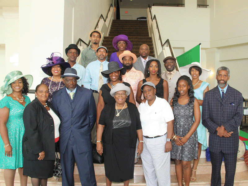 TAMPA PARK APARTMENTS’ EMPLOYEES SUPPORT BOSS AT H’ATTITUDE AWARDS BRUNCH 