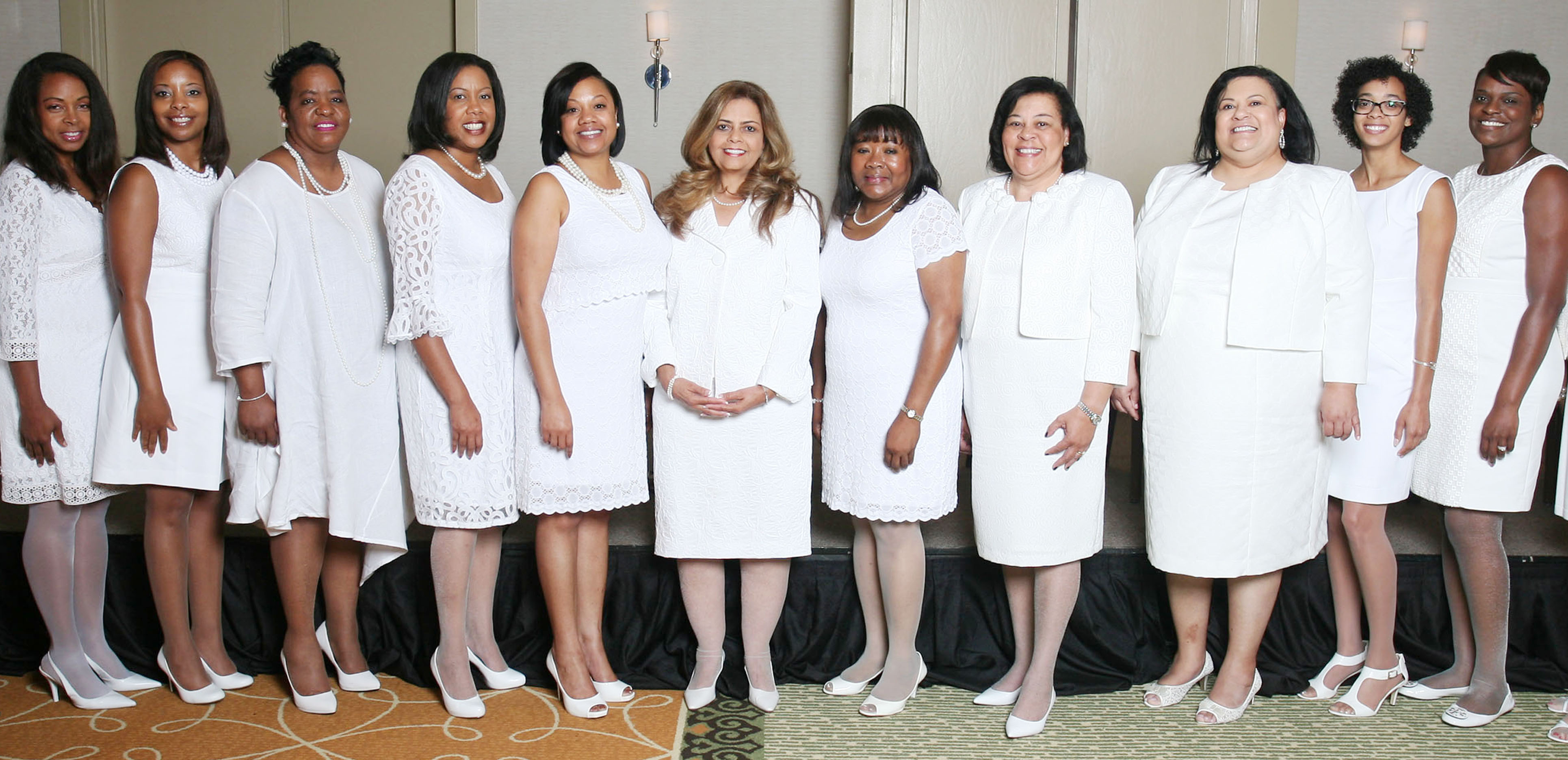 Eleven Emeralds Join Chain Of Friendship of The Links, Inc.