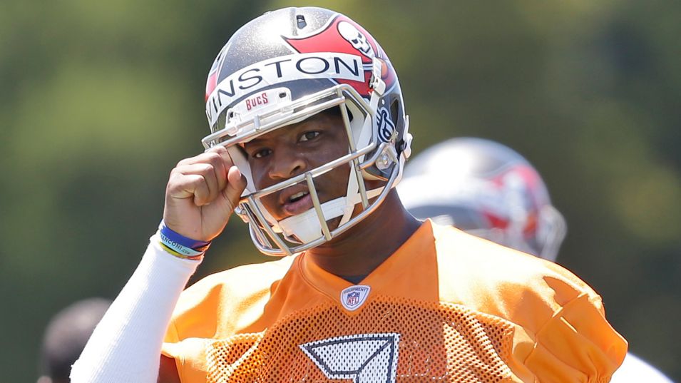 Jameis Winston Inks Deal With Tampa Ford Dealership