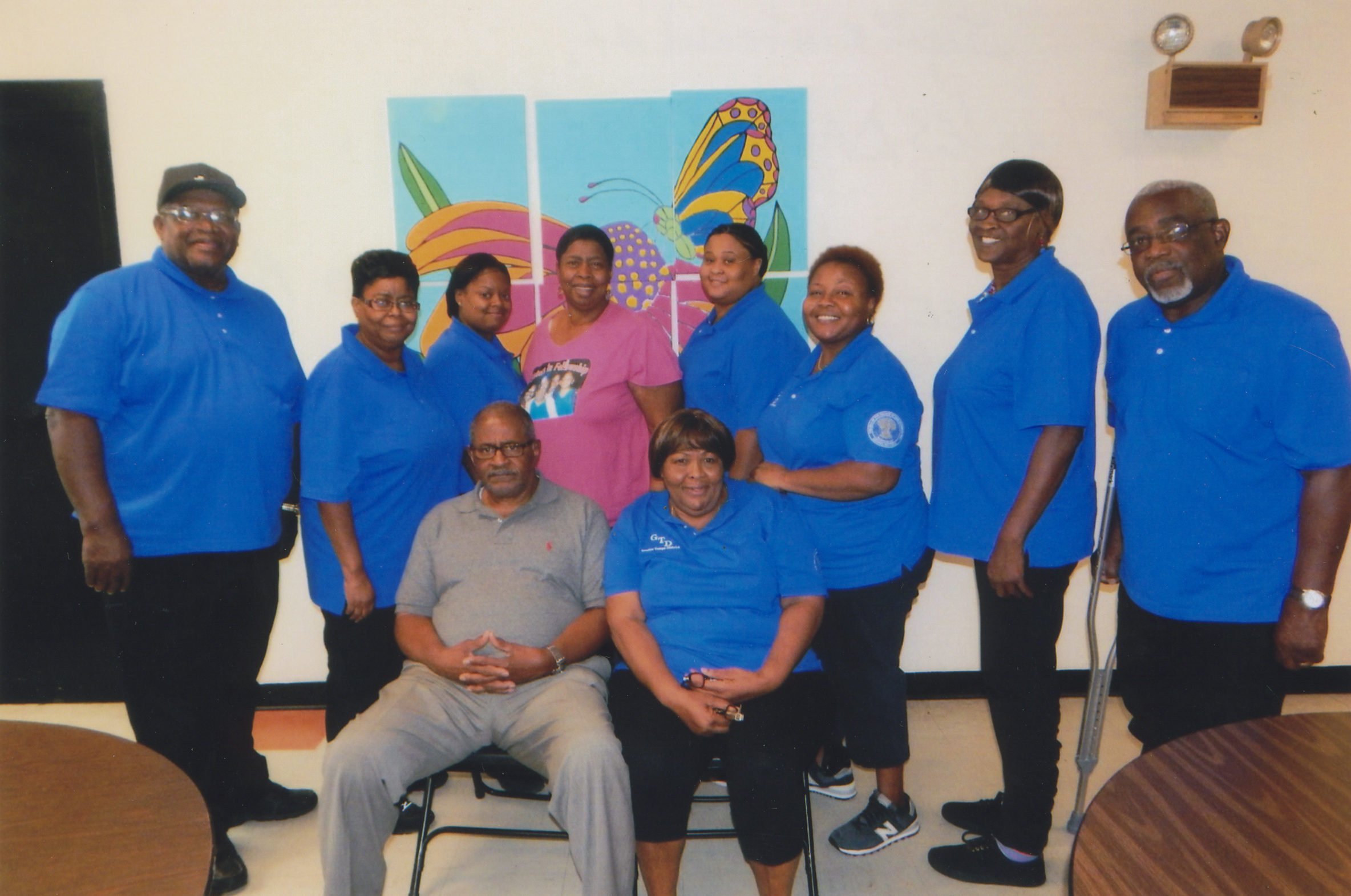 CHURCHES FEED THE HOMELESS