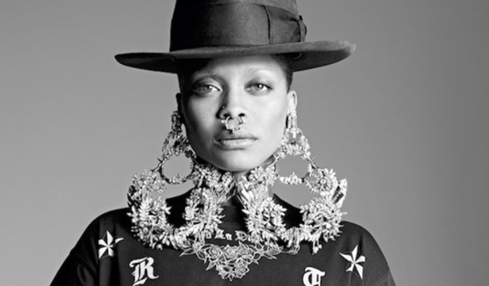 Erykah Badu To Host Soul Train Awards