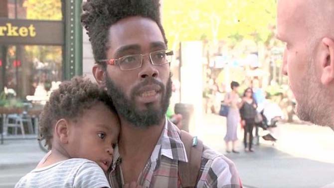 Donations Stream In For Homeless Dad After Video Goes Viral