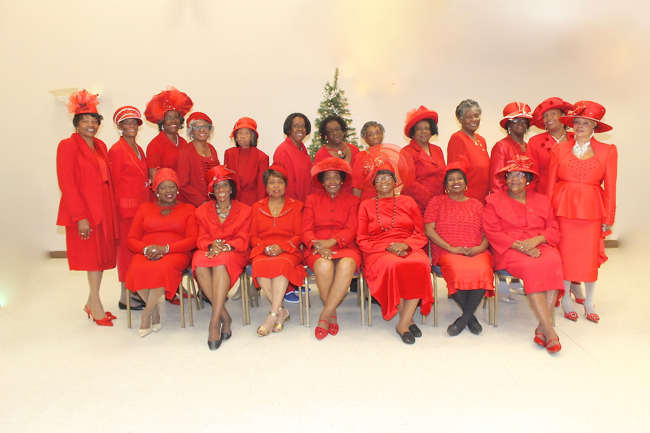 SENIOR WOMEN’S MISSION MINISTRY SHARES CHRISTMAS MEAL