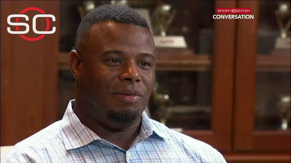 Mariners Welcome Back Ken Griffey Jr., Will Retire No. 24