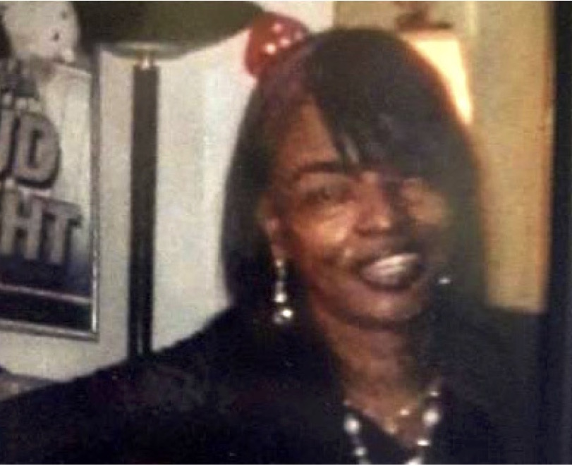 Family Of Woman Accidentally Killed By Chicago Cops Sue