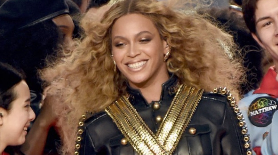 Minister Louis Farrakhan: Nation of Islam Security Force Will Protect Beyoncé During Tour