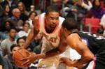Sources: With Mounting Pressure To Sit Out Season, Bosh Meeting With Heat Officials