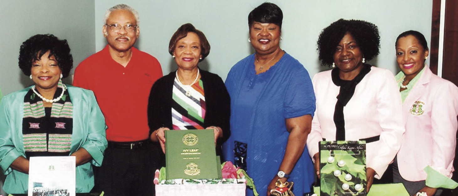 SORORITY HONORED WITH ‘LAMP OF KNOWLEDGE’ AWARD