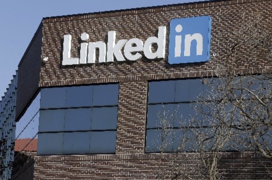 Microsoft To Buy LinkedIn In Deal Valued   At $26.2 Billion