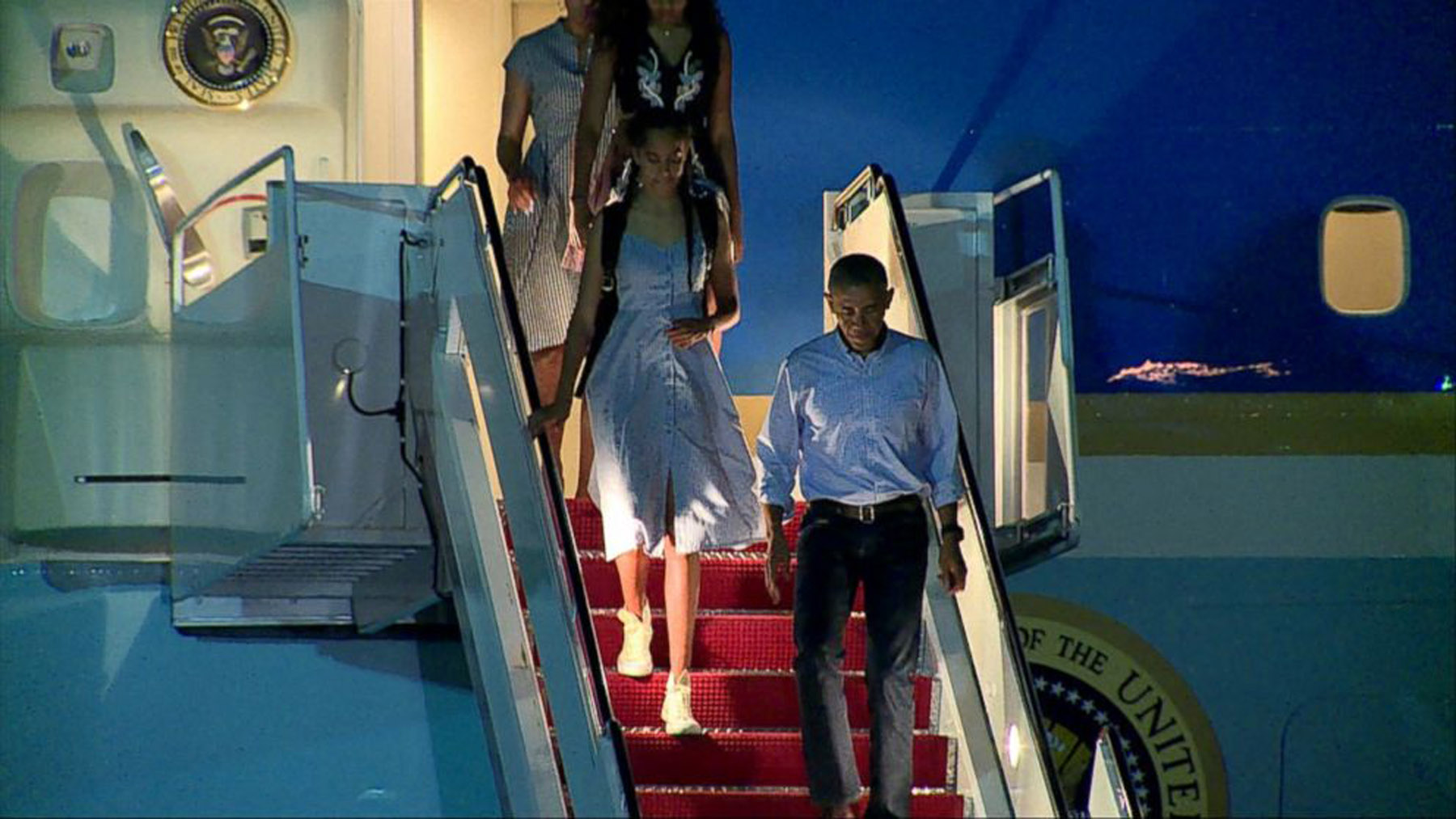 Obama Stays Aboard Air Force One To Watch Final Minutes Of Game 7