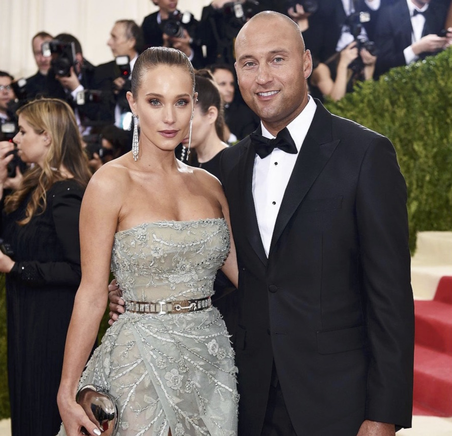 Derek Jeter Marries Longtime Girlfriend