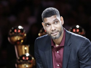 San Antonio Spurs Retire Tim Duncan’s Jersey