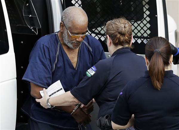Truck Driver Charged With Transporting Illegal Aliens