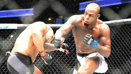 Jon Jones reclaims UFC title with third-round KO of Daniel Cormier