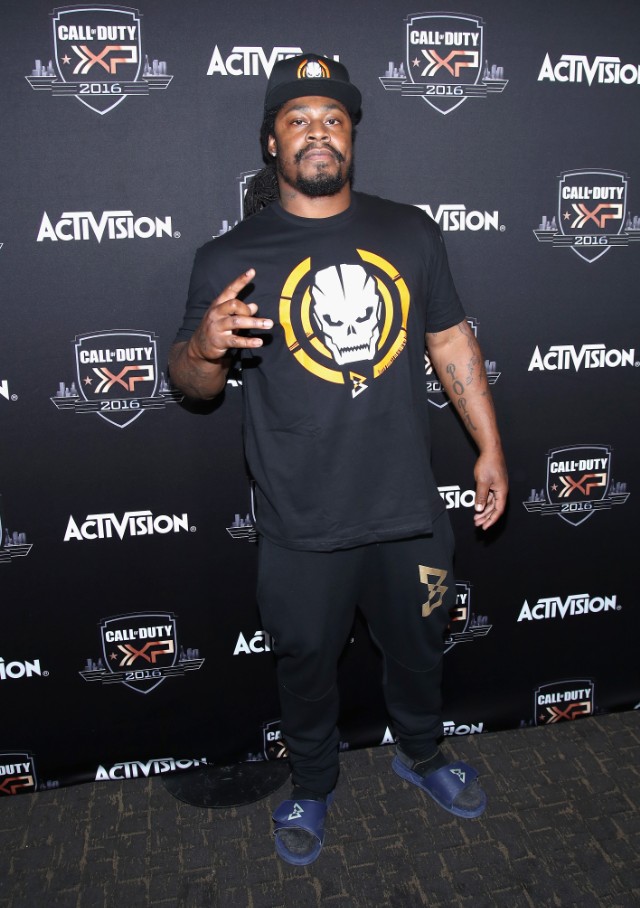 Marshawn Lynch Saves Soul Food Restaurant In Hometown By Buying It