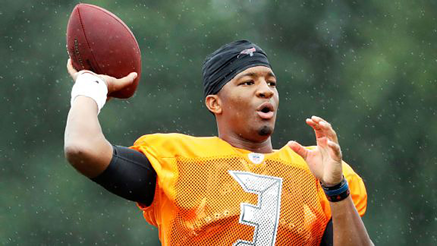 Jameis Winston Focused On Putting Bucs In 'Chill Mode' When Pressure Rises