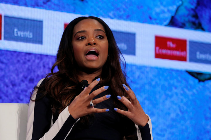 Activist Thrown Off American Airlines Plane By Pilot