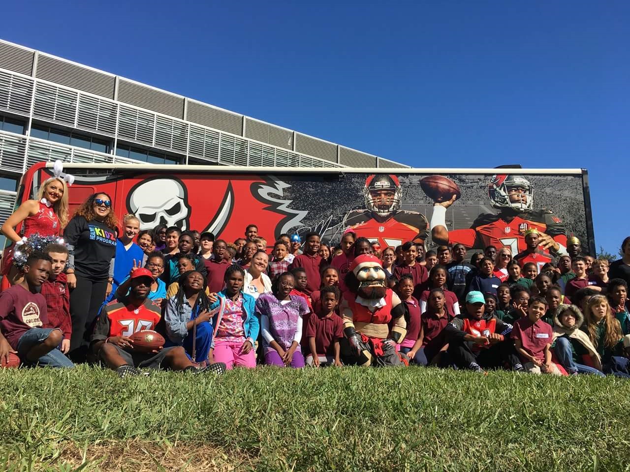 Sligh And Lockhart Students Get Health And Career Advice Through Moffitt’s  Healthy Kidz Program