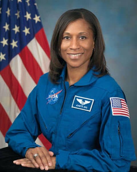 Black Astronaut Pulled From Space Flight Crew