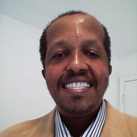 Police Identify Man Found Murdered In  Apartment Complex 