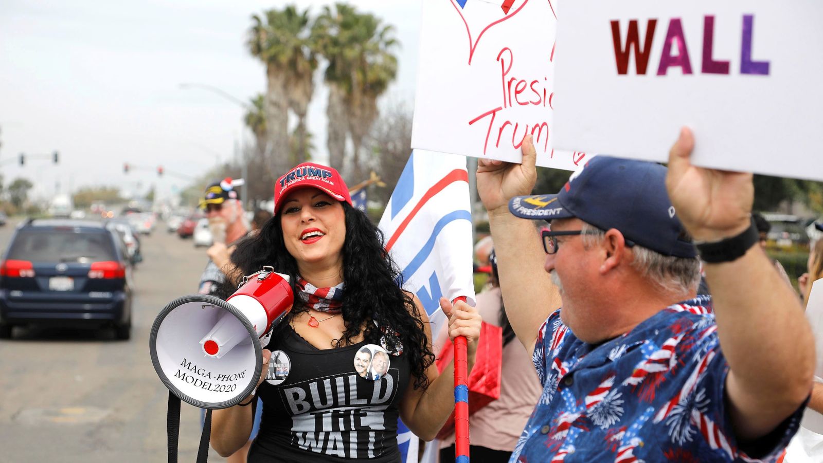 Trump’s Tweet Against Mexico Contradicts Staffer’s Praise