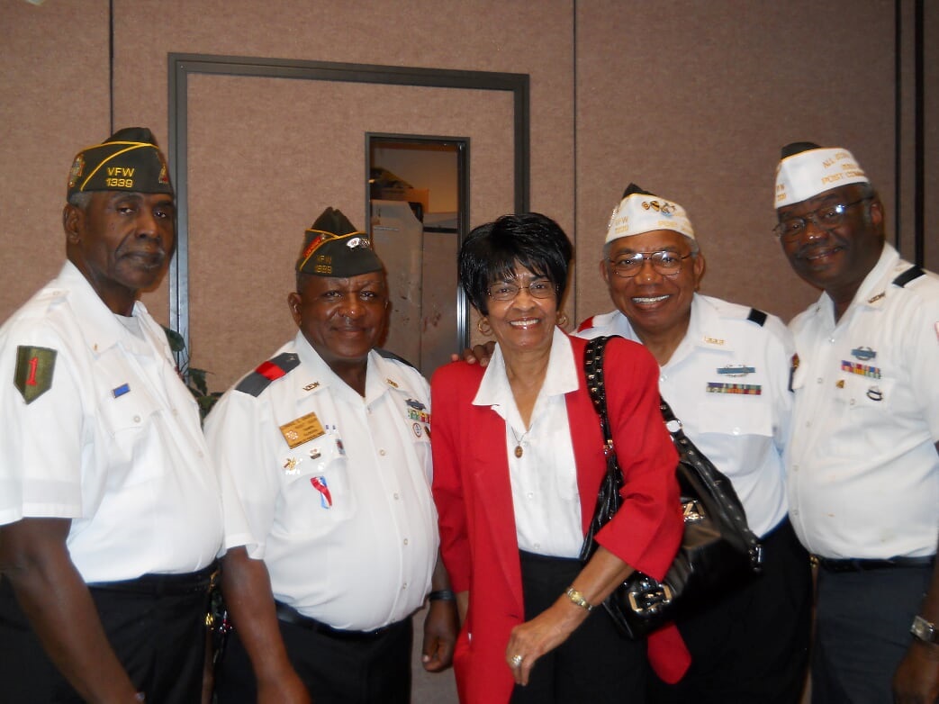 Organizations To Place Flags On Veterans’ Graves