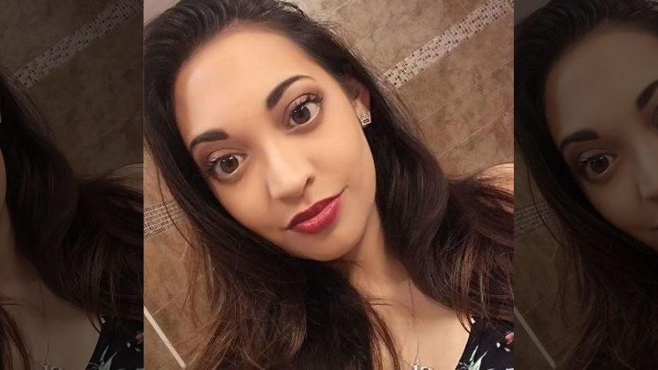 Mom of 3 fatally shot in McDonald's drive-thru; suspect sought
