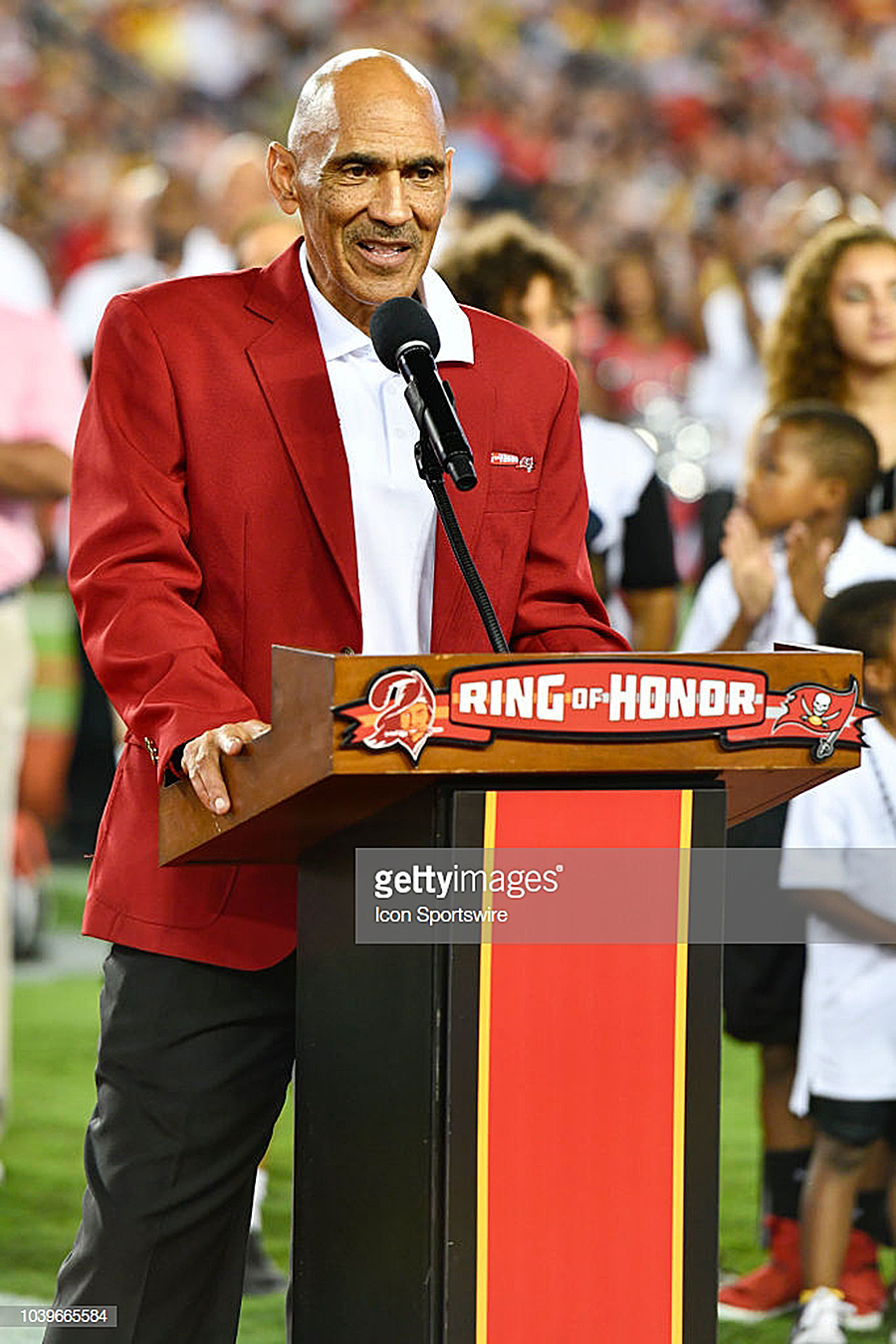 Coach Tony Dungy Inducted Into Bucs’ Ring Of Honor