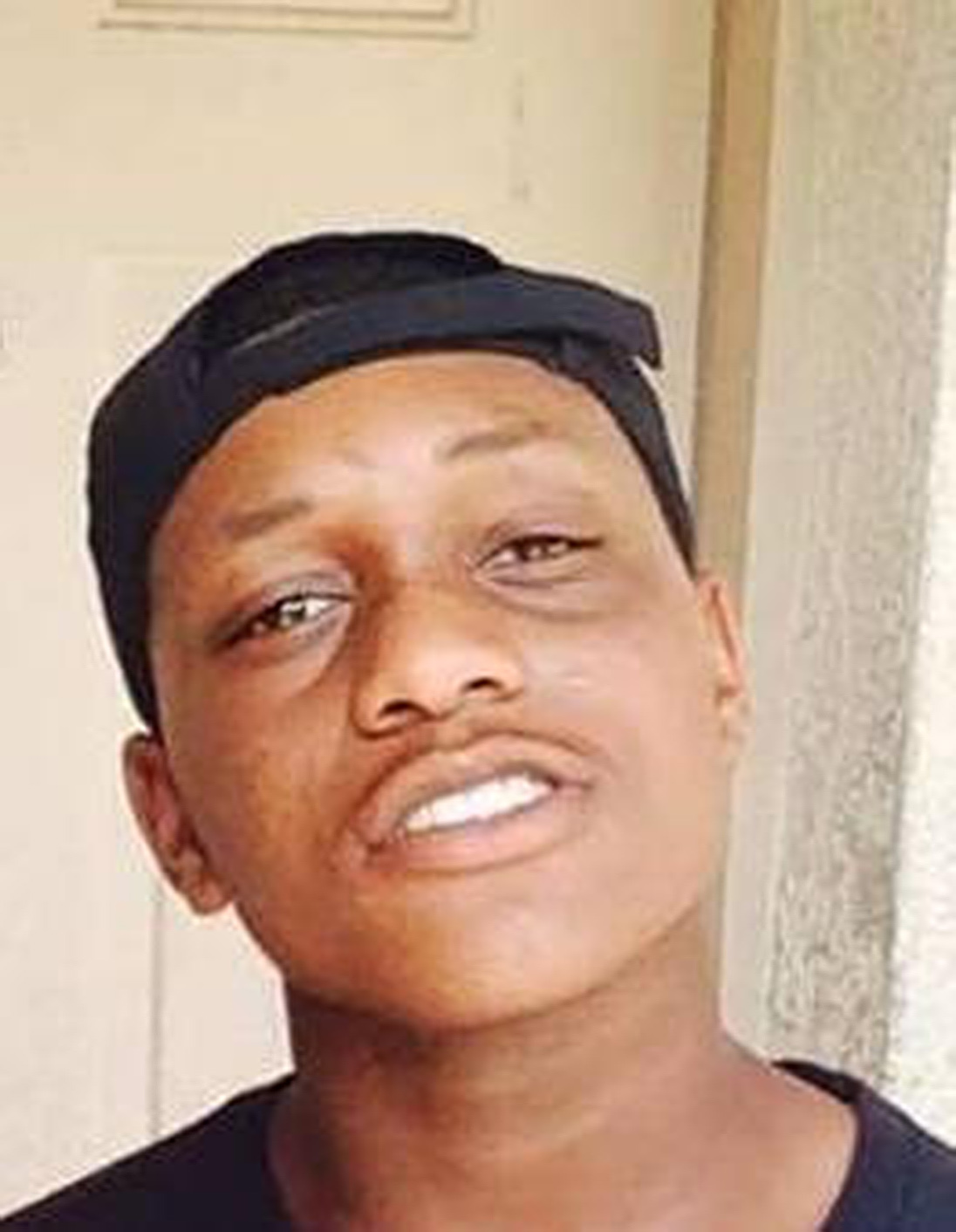 Teens In Stolen Car Die After Hitting Tree