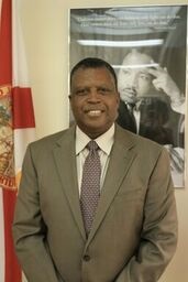 Applications Open For Dr. Martin Luther King Parade Foundation’s Annual Scholarship Program