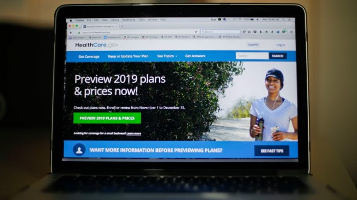 Federal judge in Texas strikes down Obamacare as unconstitutional