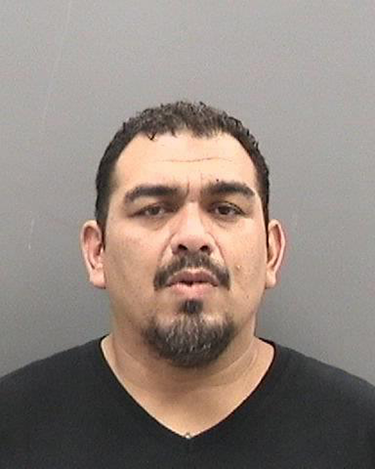 Fake Cop Pulled Over Cars To Steal, Credit Cards