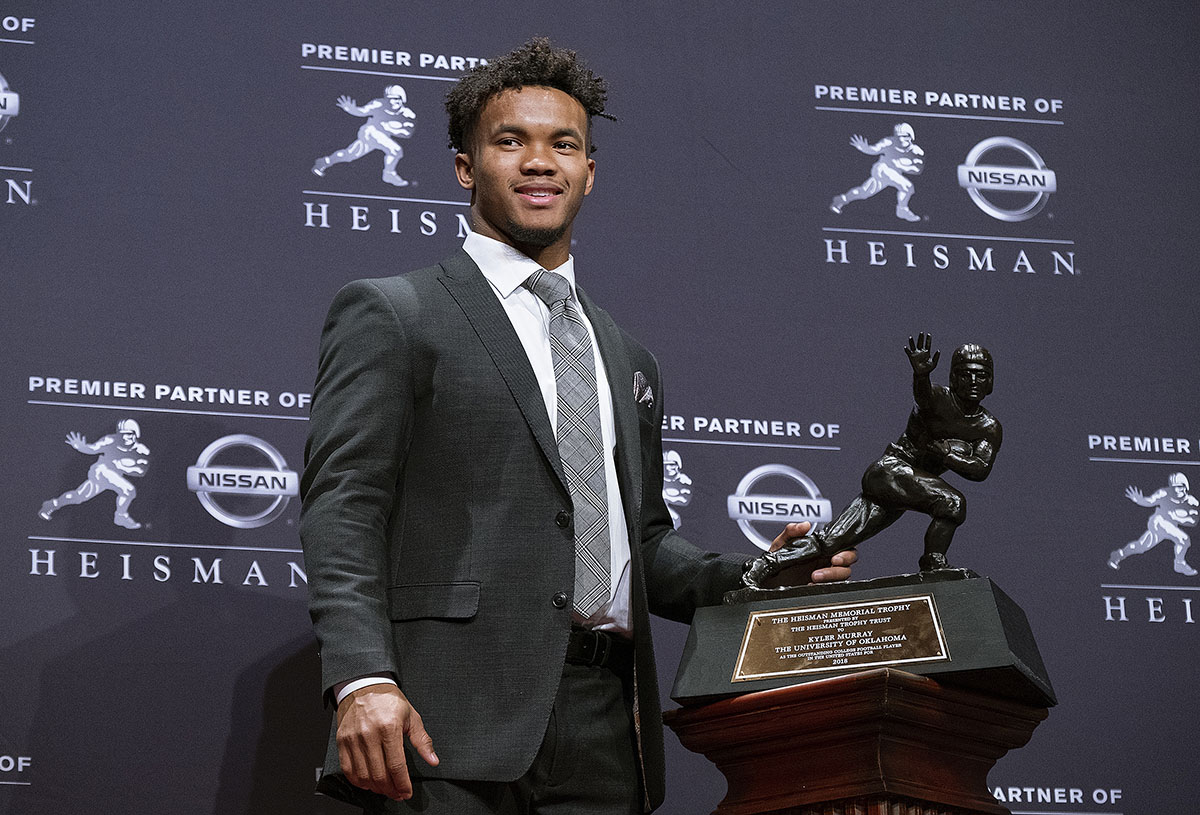 Kyler Murray Becomes Second Straight Oklahoma QB To Win Heisman Trophy