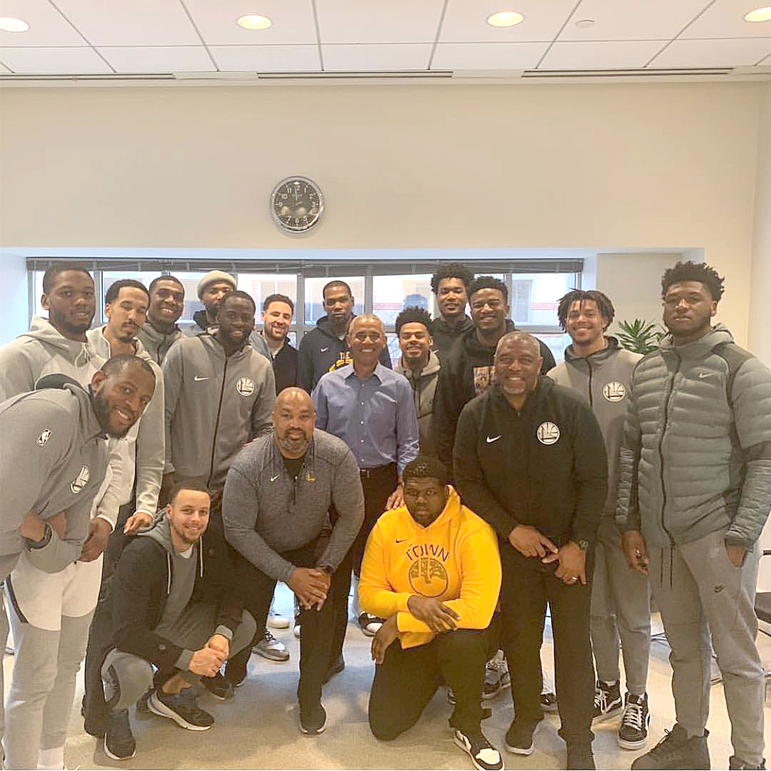 Warriors Skip The White House, Meet With Former President Barack Obama Instead