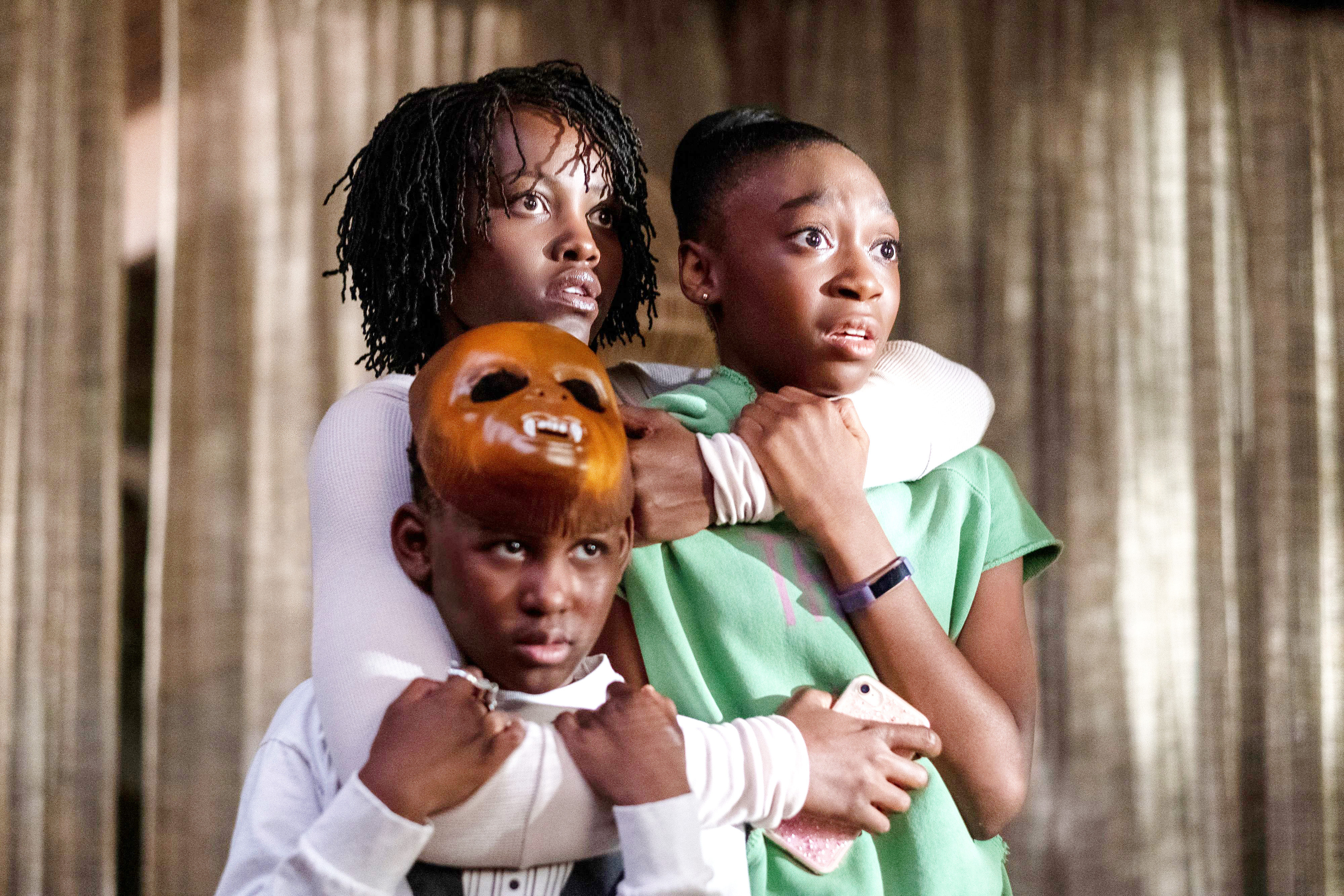 Its-Us-Jordan-Peele-delivers-the-trailer-for-his-new-horror-film-on-Christmas-morning