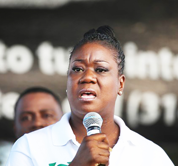 Sybrina-Fulton-Ferguson-Community-Continues-8A7OYoxM15Fl