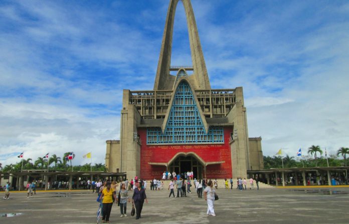 Dominican-Republic-Basilica-696x447
