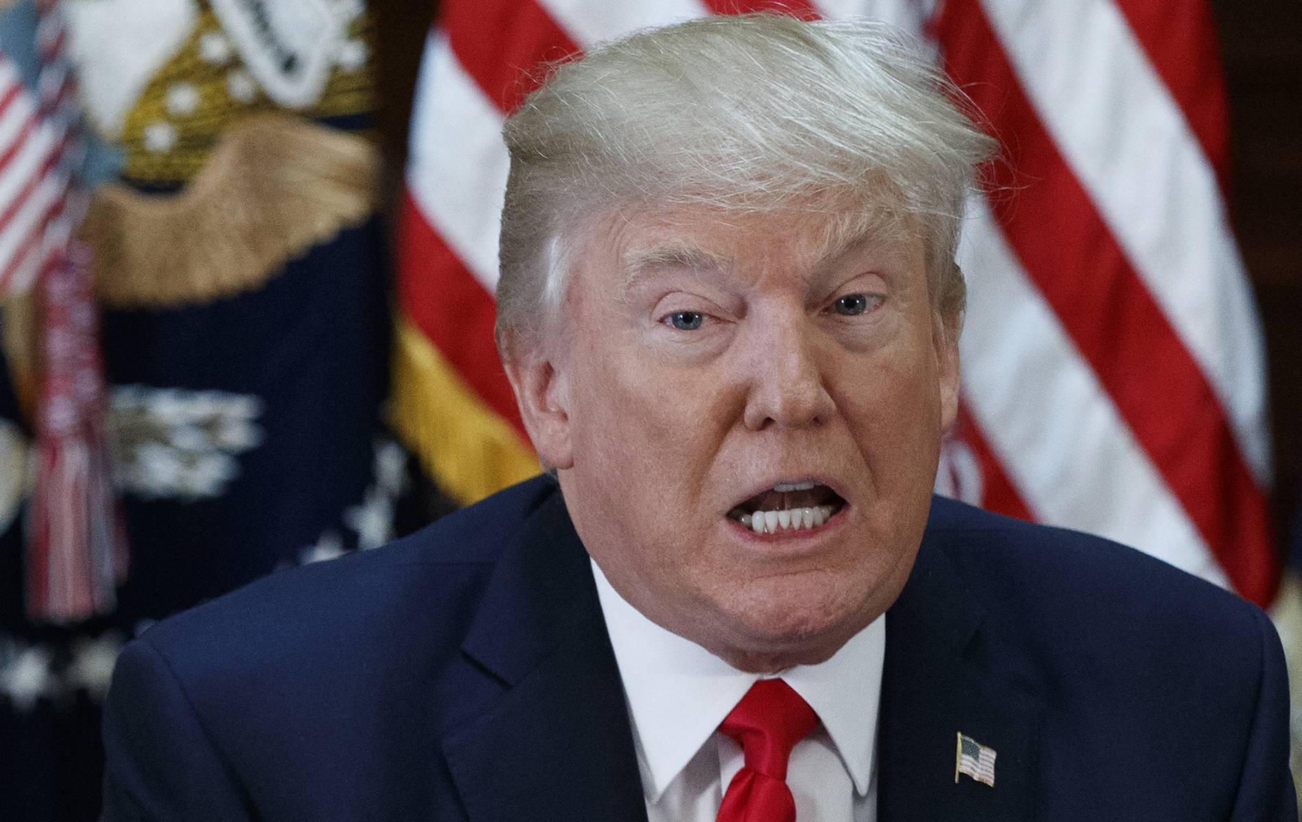 devos_trump_u_94519.jpg-1900x1200