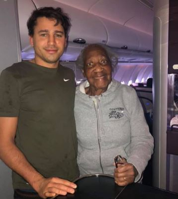 airline-passangers-amy-leah-facebook-1