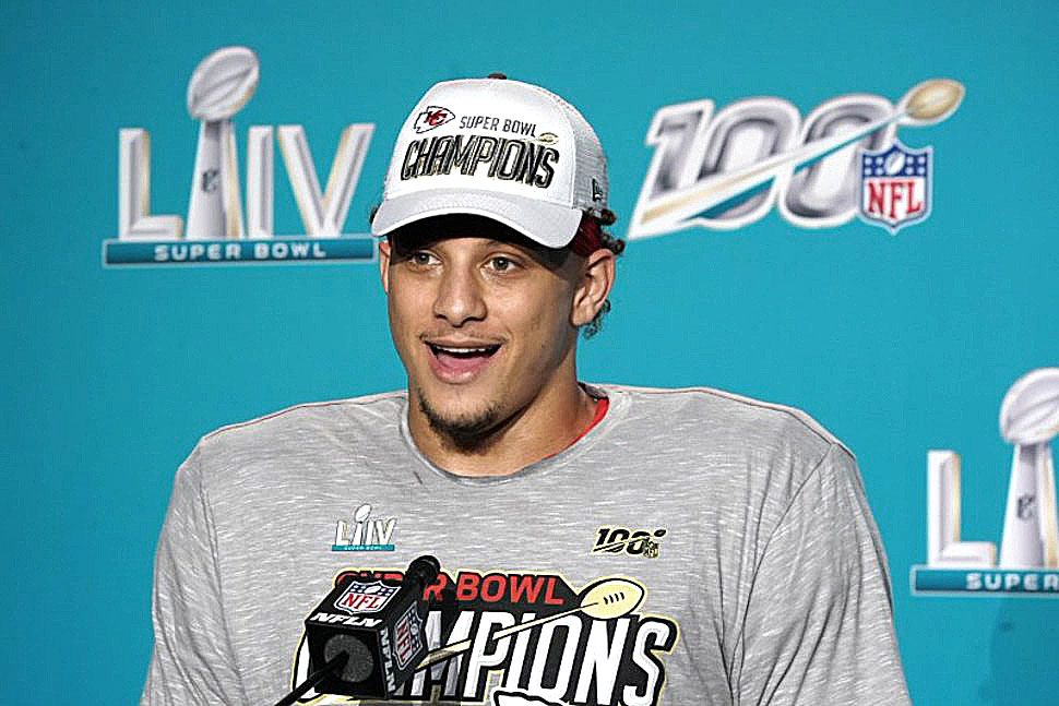 PAT MAHOMES