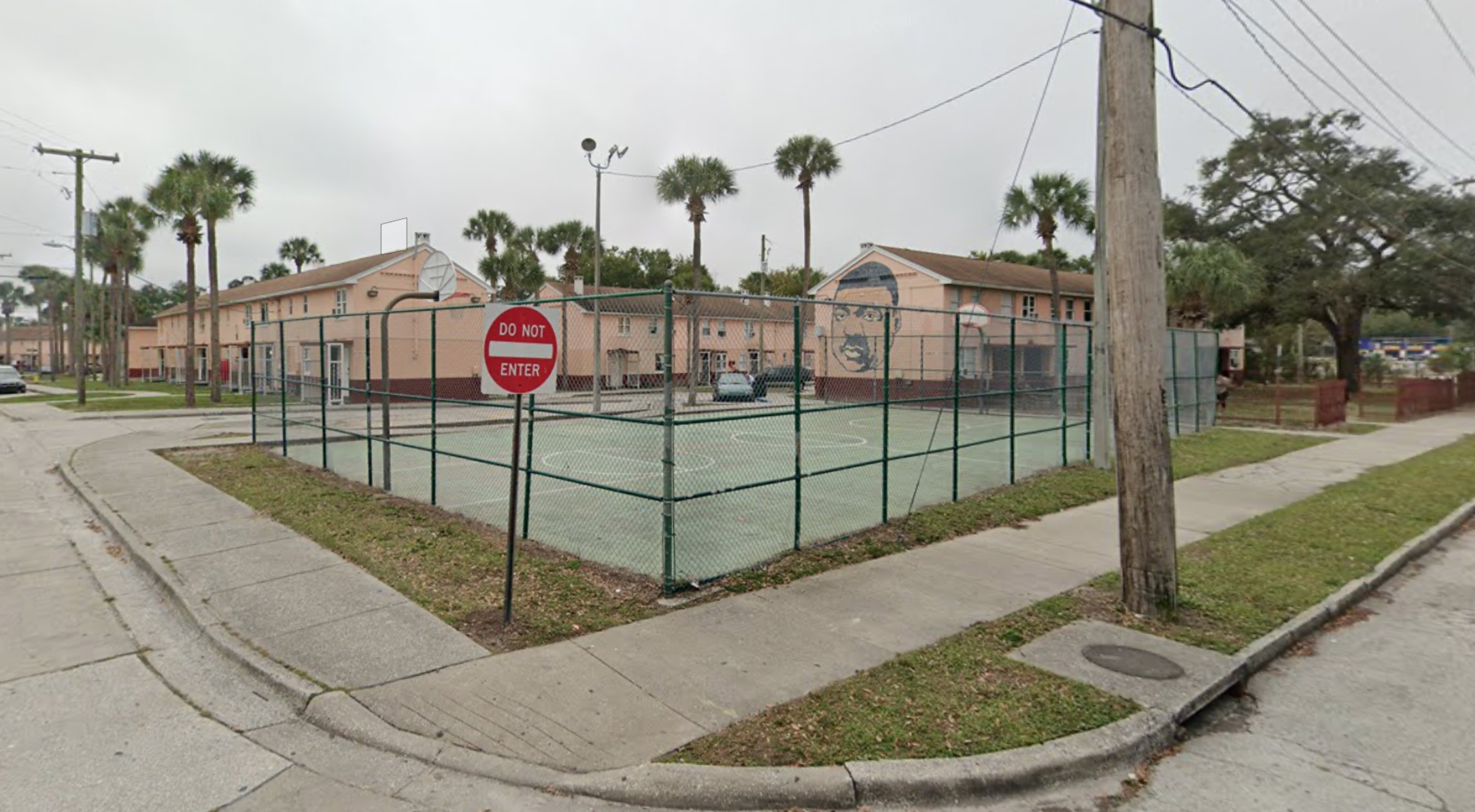 Robles Park Basketball Court