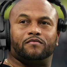 Antonio Pierce Reveals His Unique Strategy To Stop Patrick Mahomes