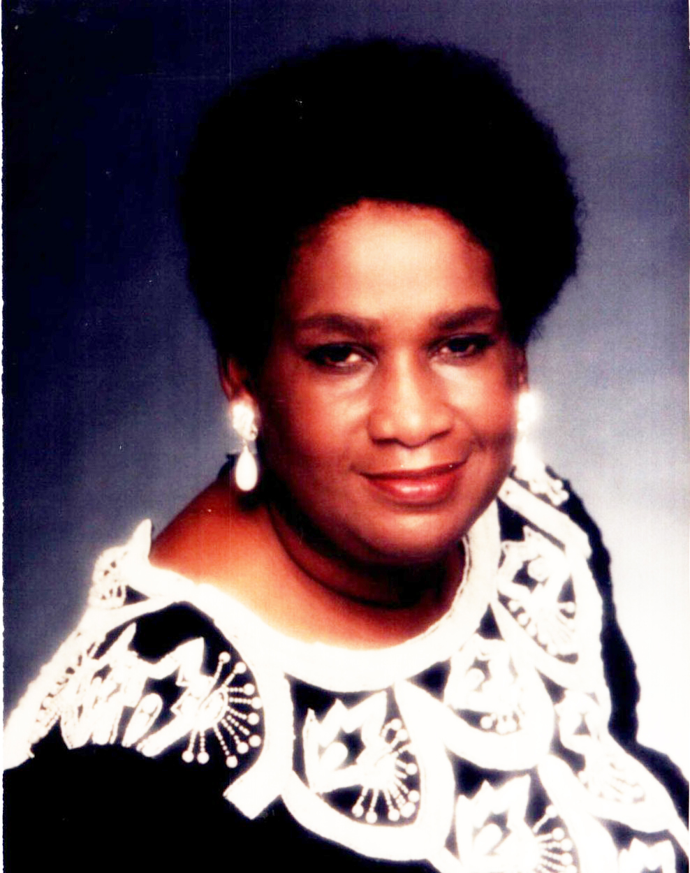MRS. CAROLYN HENDERSON