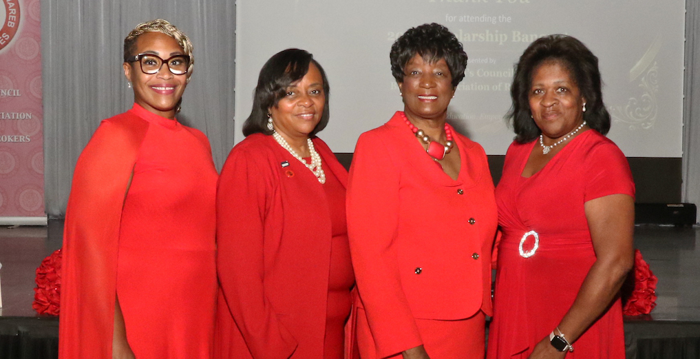 WOMEN’S COUNCIL HOSTS 10TH ANNUAL SCHOLARSHIP BANQUET